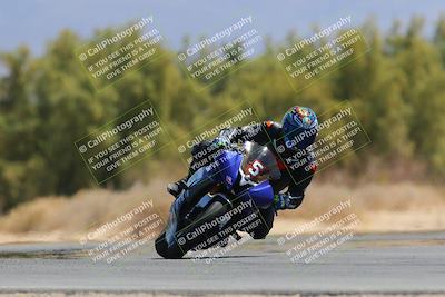 media/Apr-09-2023-SoCal Trackdays (Sun) [[333f347954]]/Turn 7 (1135am)/